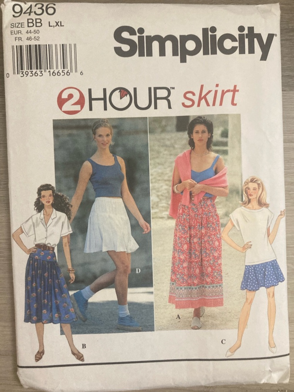 💎 Sz L/XL Simplicity 9436 Women’s Elastic Waist Skirt Pattern DD